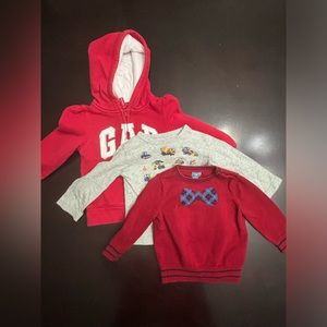 Baby Gap Bundle x3 (one hoodie) for 6-12 monthsg